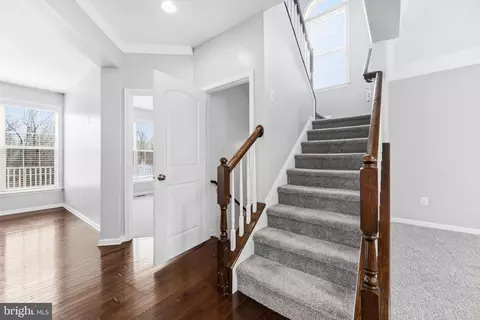 Entry Way - 9429 Barnside Ct, Perry Hall, MD 21128 photo 4 of 12