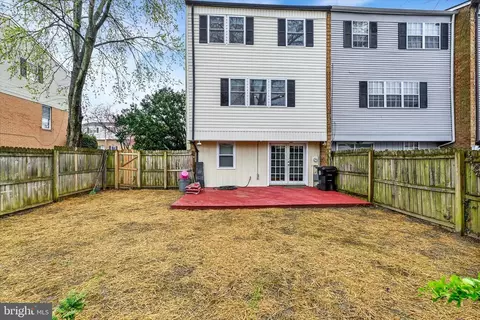 Exterior - 10 Sharrow Ct, Windsor Mill, MD 21244 photo 3 of 5