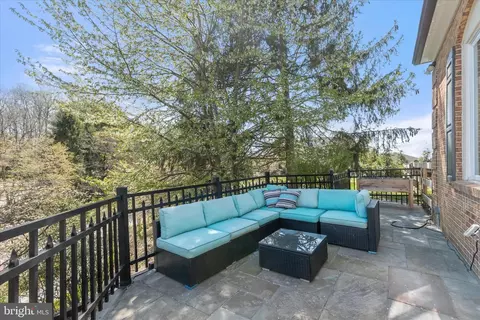 2102 Highland Ridge Dr, Phoenix, MD 21131 photo 4
