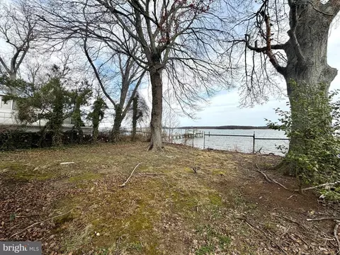 Exterior - 4327 Shore Rd, Sparrows Point, MD 21219 photo 2 of 2
