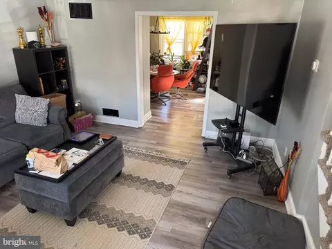 7449 Lawrence Rd, Dundalk, MD 21222 photo 5