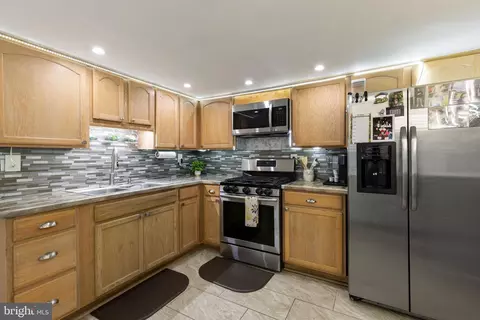 3512 Wagon Train Rd, Middle River, MD 21220 photo 9