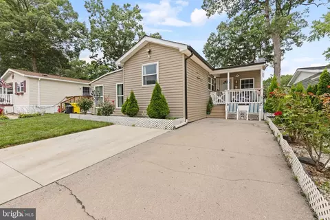 3512 Wagon Train Rd, Middle River, MD 21220 photo 5
