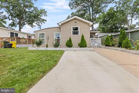 3512 Wagon Train Rd, Middle River, MD 21220 photo 3