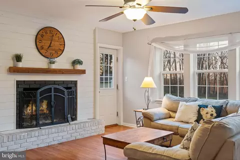 Living - 2406 Carroll Mill Rd, Phoenix, MD 21131 photo 2 of 3