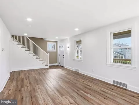 Living - 1224 Greystone Rd, Halethorpe, MD 21227 photo 5 of 5