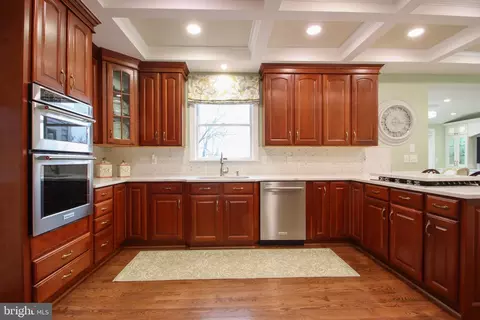 Kitchen - 2011 Highland Ridge Dr, Phoenix, MD 21131 photo 1 of 3