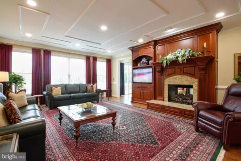 Living - 2011 Highland Ridge Dr, Phoenix, MD 21131 photo 1 of 9