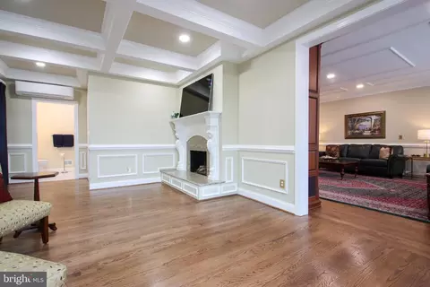 Living - 2011 Highland Ridge Dr, Phoenix, MD 21131 photo 3 of 9