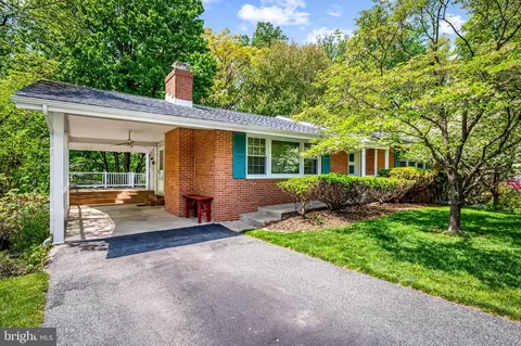 101 Daleview Ct, Lutherville Timonium, MD 21093