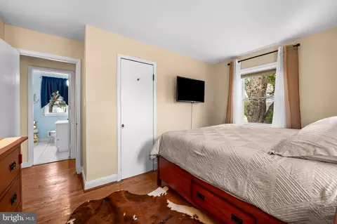 Bedroom - 5617 Allender Rd, White Marsh, MD 21162 photo 4 of 6