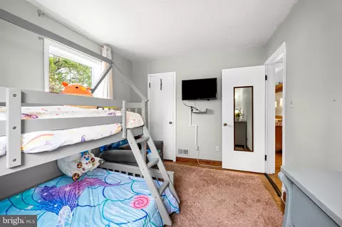 Bedroom - 5617 Allender Rd, White Marsh, MD 21162 photo 3 of 6