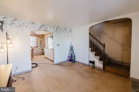 Entry Way - 237 Endsleigh, Middle River, MD 21220 photo 2 of 5