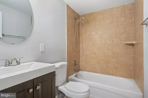 Bath - 801 Seckel Ct, Halethorpe, MD 21227 photo 2 of 2