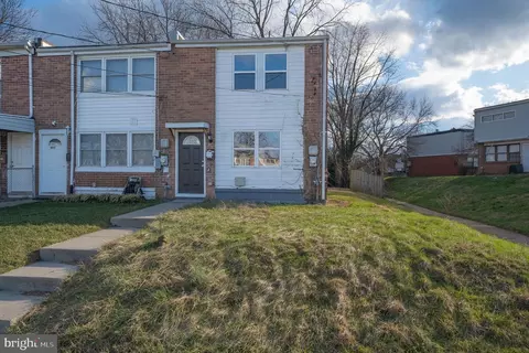 801 Seckel Ct, Halethorpe, MD 21227