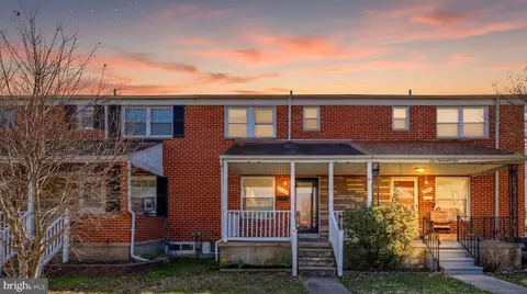 1003 Foxridge Ln, Essex, MD 21221