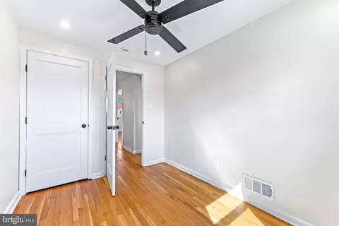 Bedroom - 1003 Foxridge Ln, Essex, MD 21221 photo 1 of 6