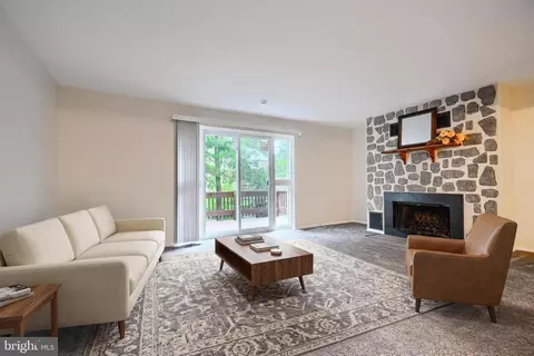 95 Blondell Ct, Lutherville Timonium, MD 21093