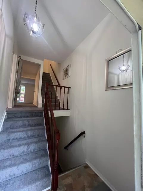 95 Blondell Ct, Lutherville Timonium, MD 21093