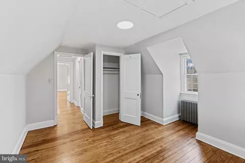 Entry Way - 86 Dunkirk Rd, Baltimore, MD 21212 photo 4 of 4