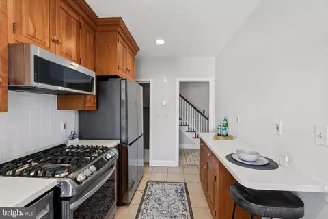 Kitchen - 86 Dunkirk Rd, Baltimore, MD 21212 photo 3 of 3