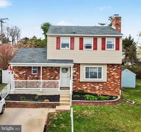 9120 Summer Park Dr, Parkville, MD 21234