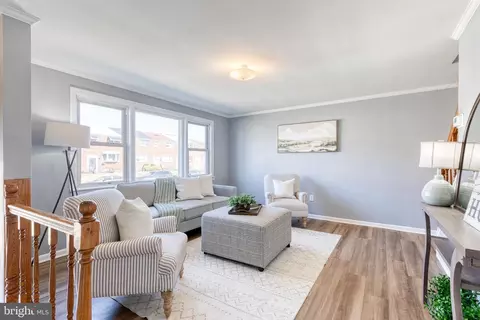 Living - 933 Circle Dr, Halethorpe, MD 21227 photo 2 of 3