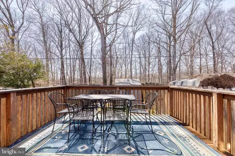 Exterior - 933 Circle Dr, Halethorpe, MD 21227 photo 2 of 3