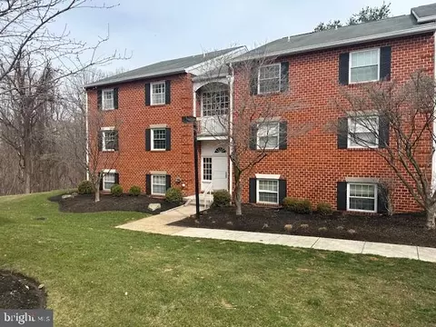 6 Gurteen Ct #301, Lutherville Timonium, MD 21093