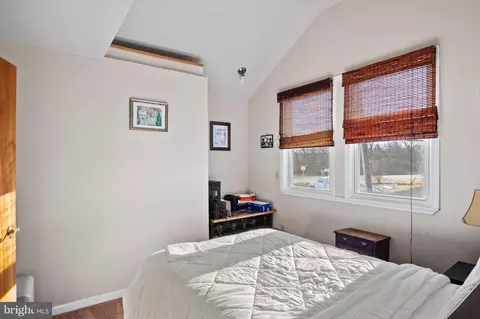 Bedroom - 6508 N Point Rd, Edgemere, MD 21219 photo 3 of 4