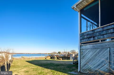 Exterior - 6508 N Point Rd, Edgemere, MD 21219 photo 2 of 3