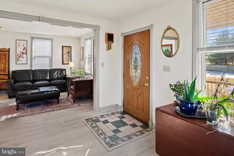 Entry Way - 6508 N Point Rd, Edgemere, MD 21219 photo 2 of 5