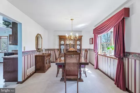 Dining - 14017 Manor Rd, Baldwin, MD 21013 photo 1 of 4