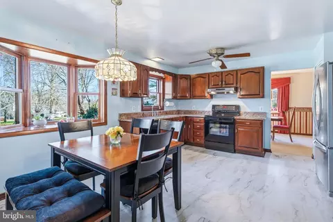 Kitchen - 14017 Manor Rd, Baldwin, MD 21013 photo 1 of 4