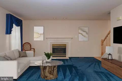 Living - 9102 Wise Avenue Ext, Sparrows Point, MD 21219 photo 2 of 6