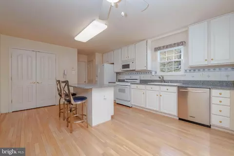 Kitchen - 9102 Wise Avenue Ext, Sparrows Point, MD 21219 photo 2 of 3