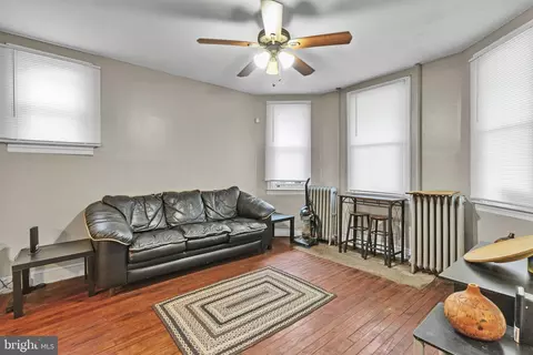 Living - 7308 Linden Ave, Baltimore, MD 21206 photo 1 of 2
