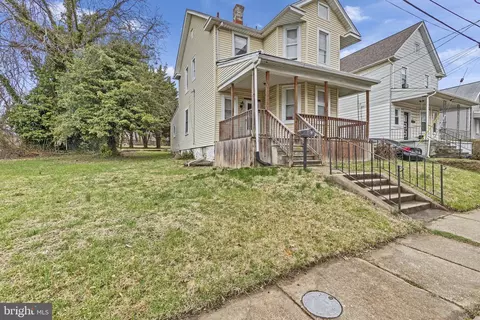 Exterior - 7308 Linden Ave, Baltimore, MD 21206 photo 5 of 6