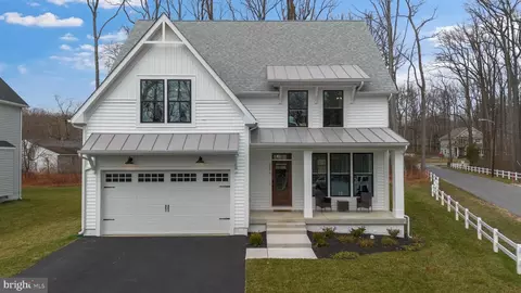 2036 William Ave, Essex, MD 21221