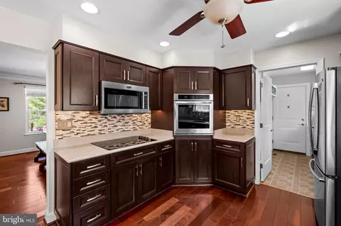 Kitchen - 14305 Robcaste Rd, Phoenix, MD 21131 photo 7 of 7