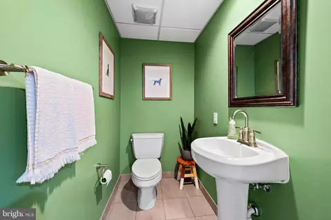 Bath - 14305 Robcaste Rd, Phoenix, MD 21131 photo 2 of 4
