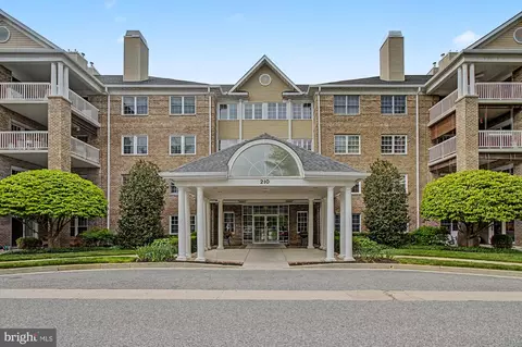 210 Belmont Forest Ct #306, Lutherville Timonium, MD 21093