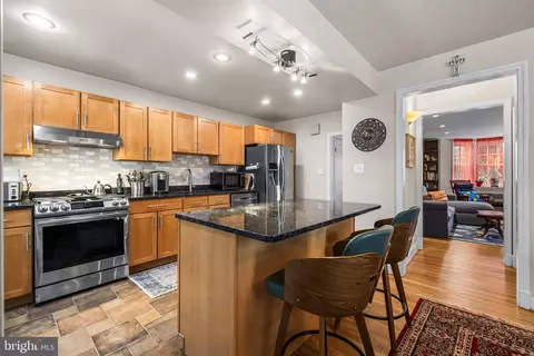 6447 Blenheim Rd, Baltimore, MD 21212 photo 16