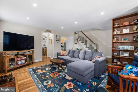 6447 Blenheim Rd, Baltimore, MD 21212 photo 9