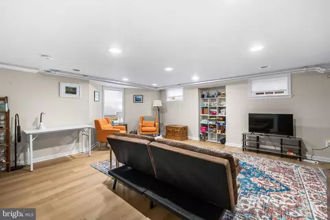 6447 Blenheim Rd, Baltimore, MD 21212 photo 41