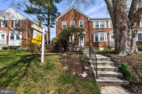 6447 Blenheim Rd, Baltimore, MD 21212 photo 3