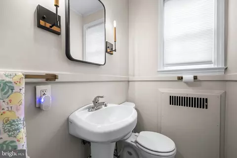 6447 Blenheim Rd, Baltimore, MD 21212 photo 22