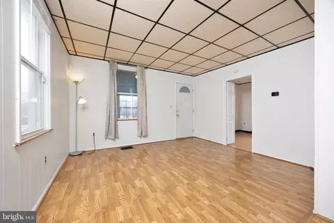 Living - 4206 Baltimore St, Halethorpe, MD 21227 photo 2 of 4