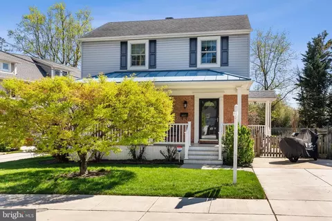 907 Arran Rd, Baltimore, MD 21239