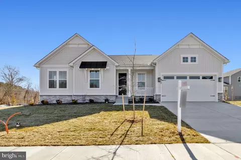 917 Honeyflower Dr, Reisterstown, MD 21136